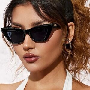 Retro Sunglasses NEW